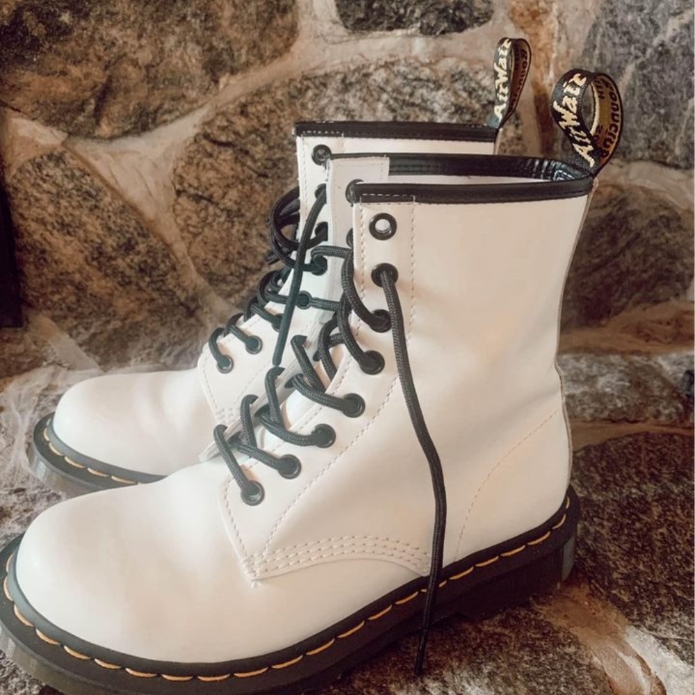 White Dr. Martens - Size 7